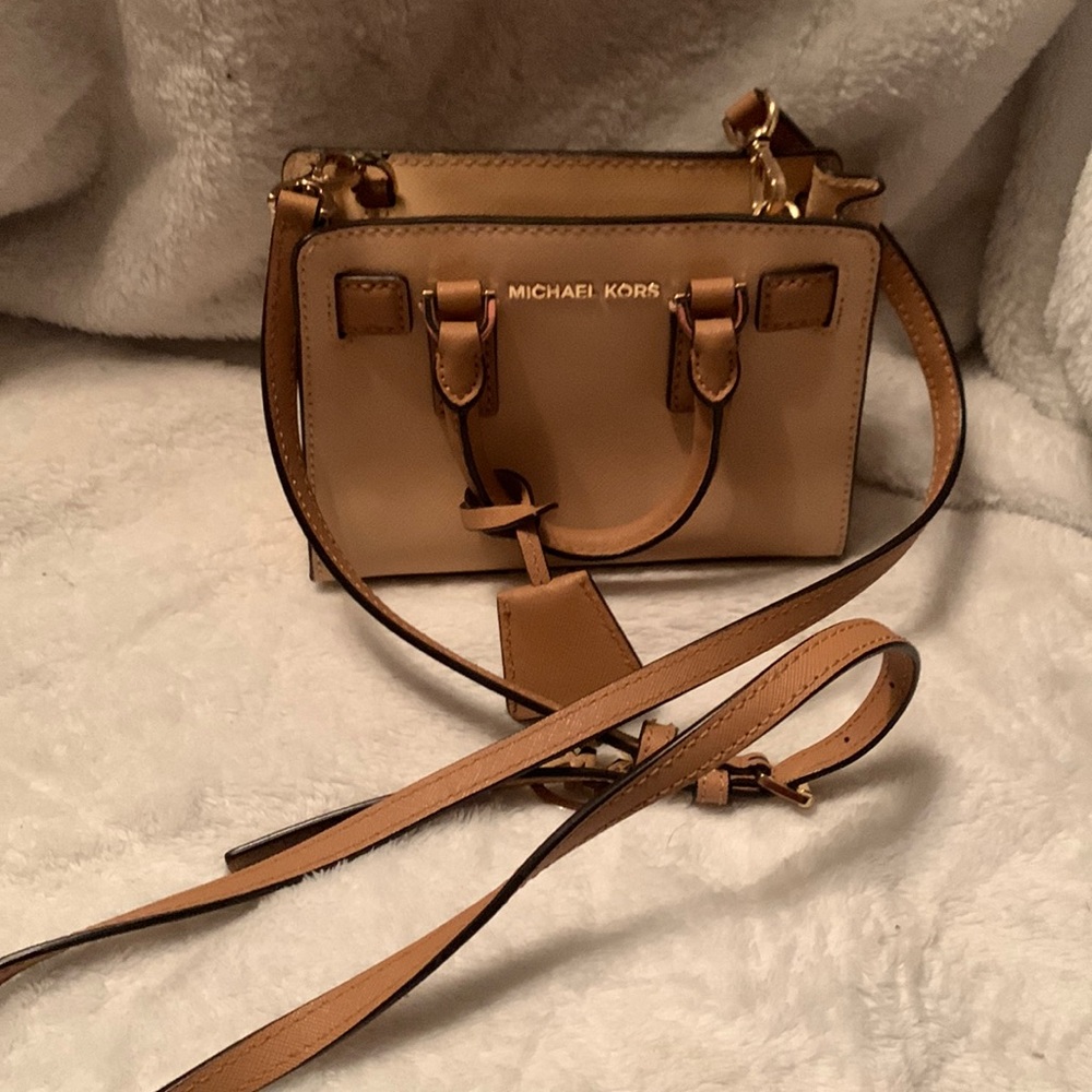 Michael Kors crossbody